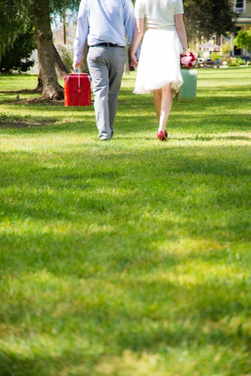 blue-and-red-coke-wedding-inspiration