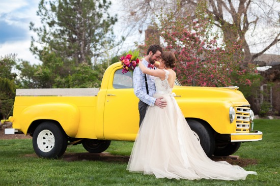 bold-and-whimsical-wedding-ideas