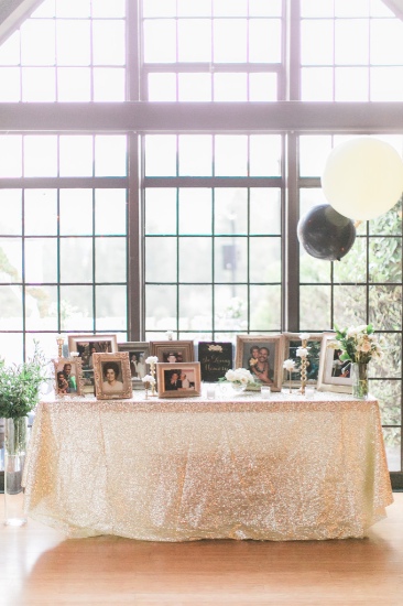 classic-black-and-gold-wedding