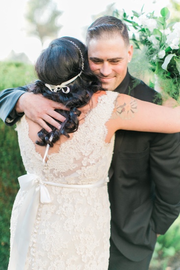 classic-black-and-gold-wedding