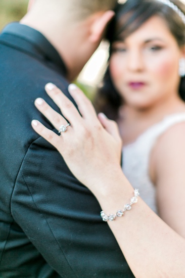 classic-black-and-gold-wedding