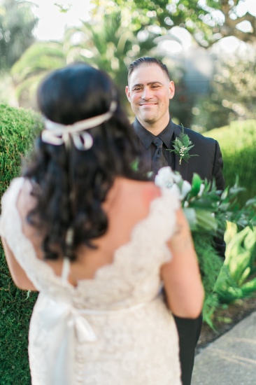 classic-black-and-gold-wedding
