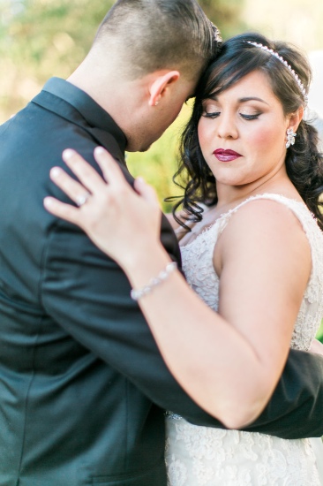 classic-black-and-gold-wedding
