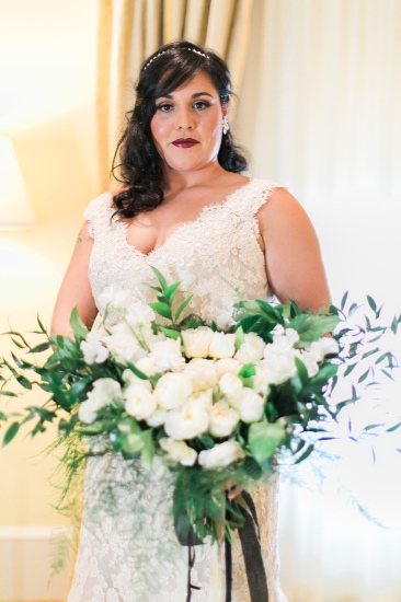 classic-black-and-gold-wedding