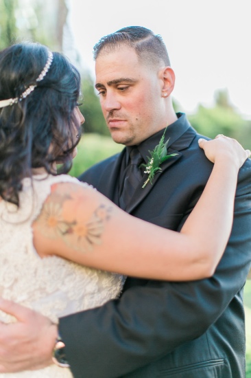 classic-black-and-gold-wedding