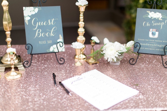 classic-black-and-gold-wedding