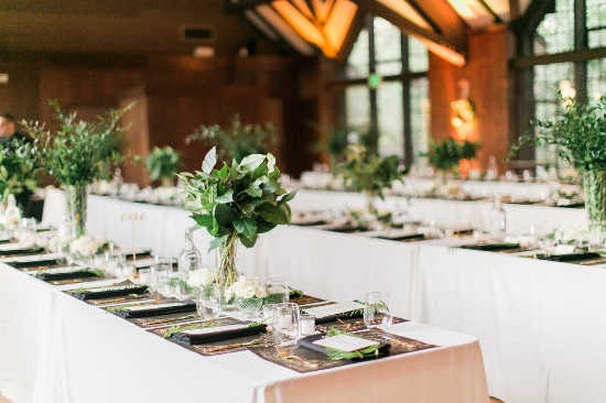 classic-black-and-gold-wedding