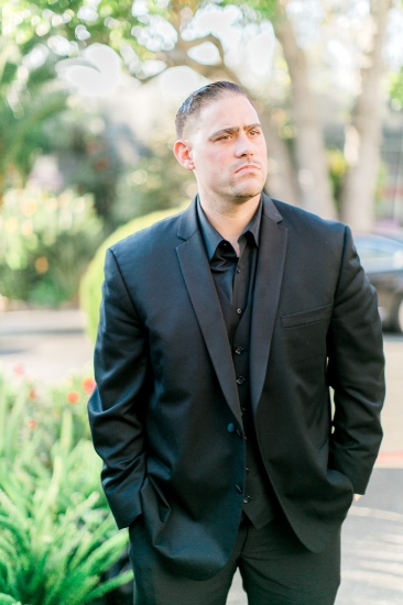 classic-black-and-gold-wedding