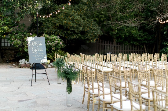 classic-black-and-gold-wedding