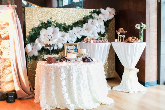 classic-black-and-gold-wedding