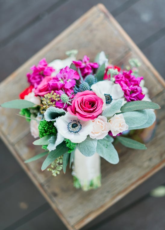 pink and white bouquet by Floral Events @weddingchicks