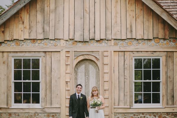 natural-embrace-wedding