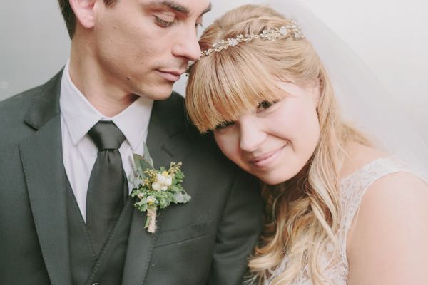 natural-embrace-wedding