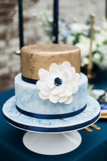 navy-and-gold-watercolor-inspiration