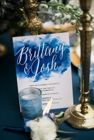 navy-and-gold-watercolor-inspiration