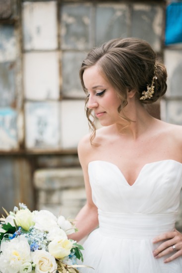 navy-and-gold-watercolor-inspiration