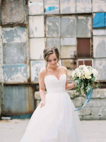 navy-and-gold-watercolor-inspiration