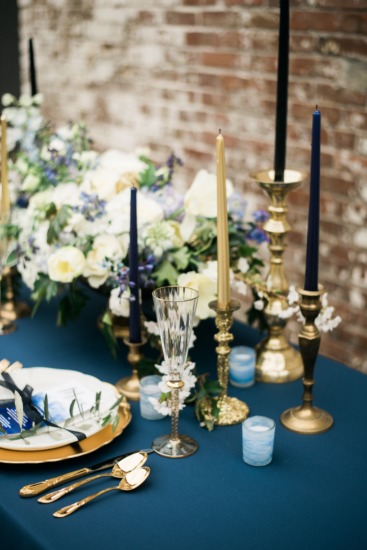 navy-and-gold-watercolor-inspiration
