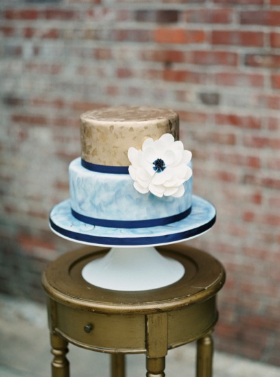 navy-and-gold-watercolor-inspiration
