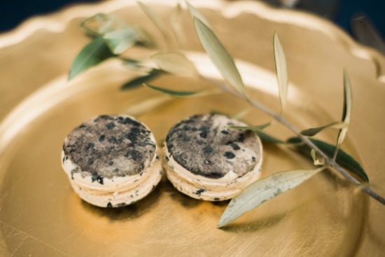 navy-and-gold-watercolor-inspiration