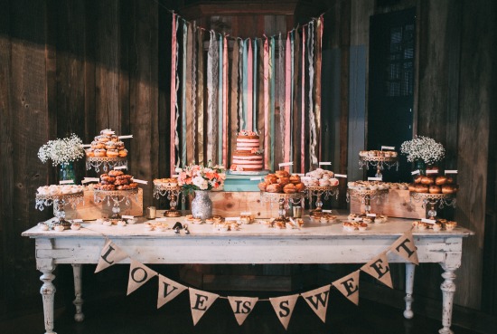 not-too-shabby-chic-wedding