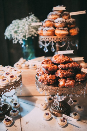 not-too-shabby-chic-wedding