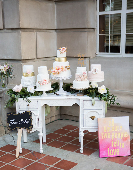 cake table @weddingchicks