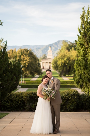pink-and-gold-university-wedding