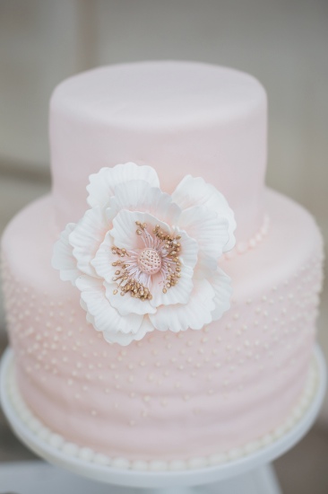 pink-and-gold-university-wedding