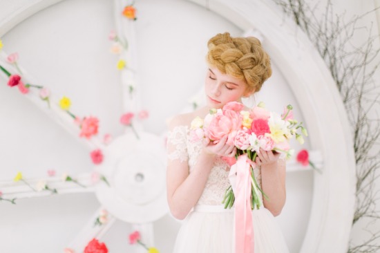 pink-and-white-natural-wedding-ideas