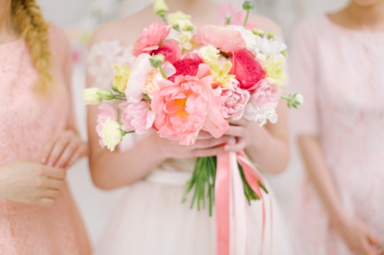 pink-and-white-natural-wedding-ideas