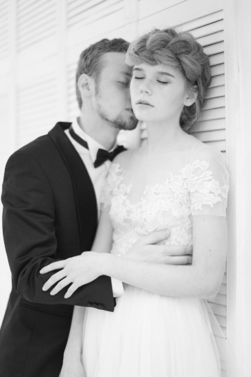 pink-and-white-natural-wedding-ideas
