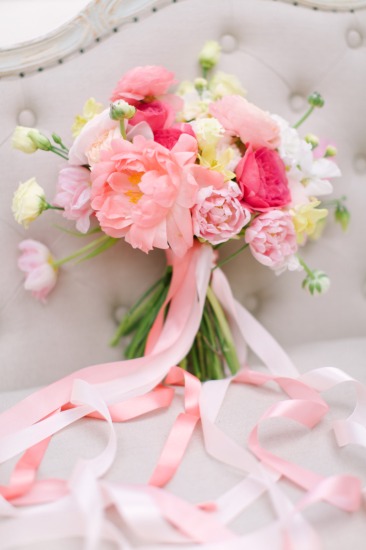 pink-and-white-natural-wedding-ideas