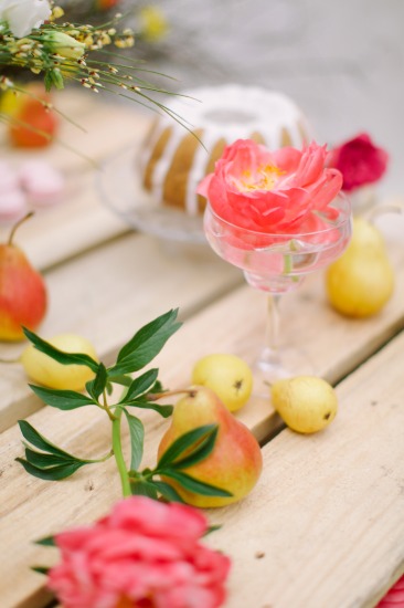 pink-and-white-natural-wedding-ideas