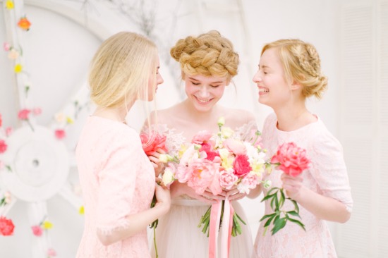pink-and-white-natural-wedding-ideas