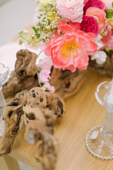 pink-and-white-natural-wedding-ideas
