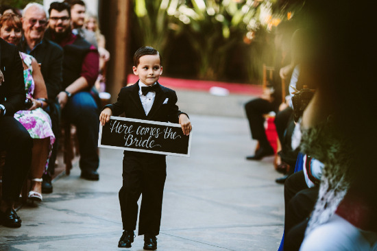pop-of-pink-modern-wedding