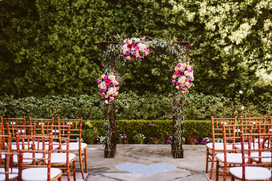 pop-of-pink-modern-wedding