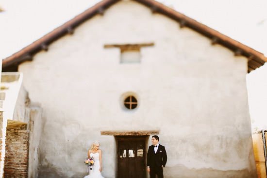 pop-of-pink-modern-wedding