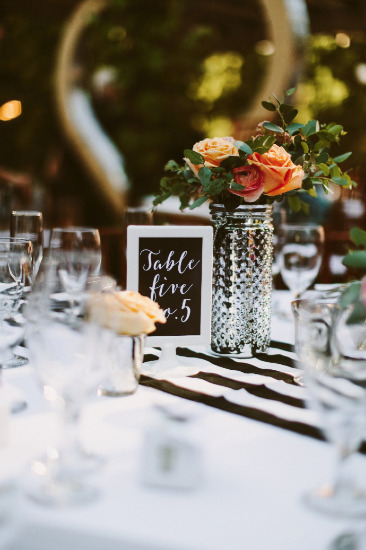 pop-of-pink-modern-wedding