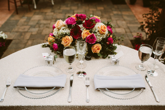 pop-of-pink-modern-wedding