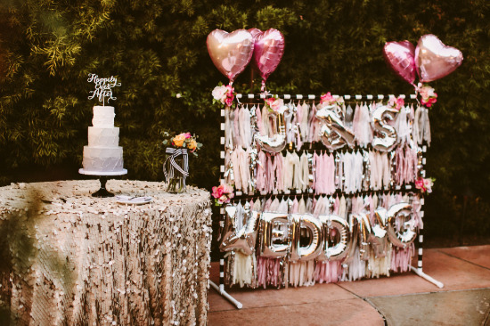 pop-of-pink-modern-wedding