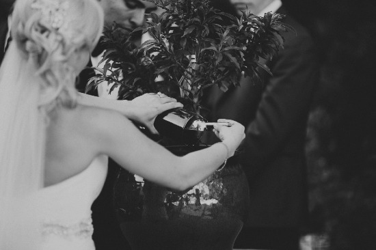 pop-of-pink-modern-wedding