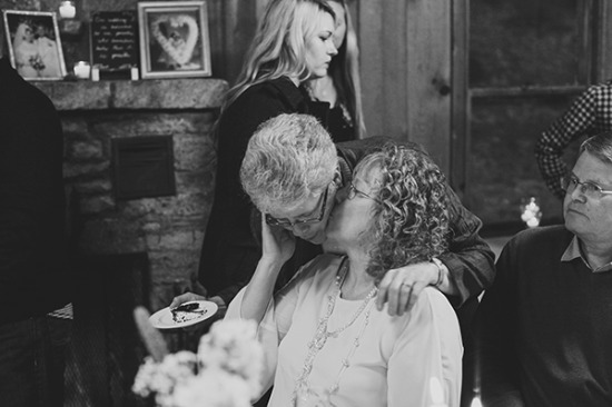 quaint-little-wedding-in-the-woods