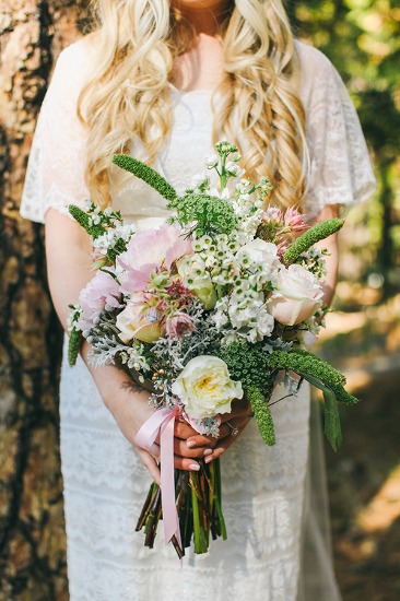 quaint-little-wedding-in-the-woods
