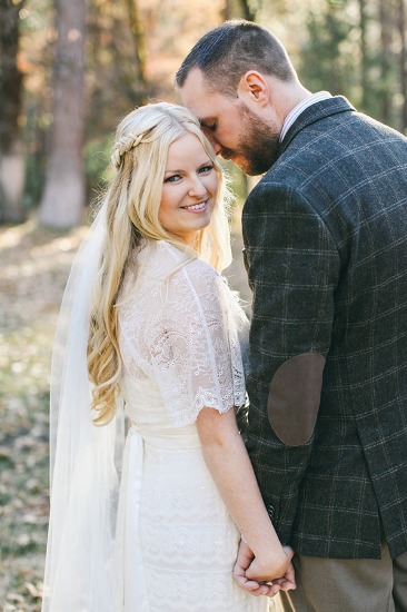 quaint-little-wedding-in-the-woods