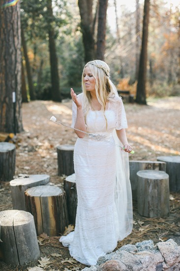 quaint-little-wedding-in-the-woods