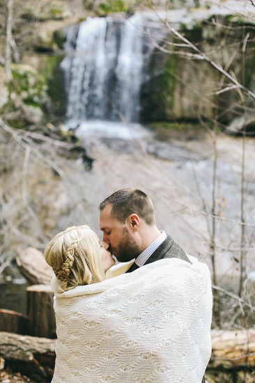 quaint-little-wedding-in-the-woods