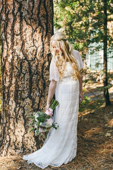 quaint-little-wedding-in-the-woods