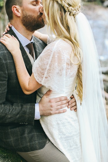 quaint-little-wedding-in-the-woods